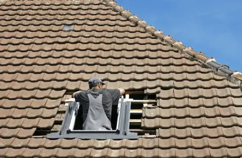 Pose de velux - Saint-Raphaël